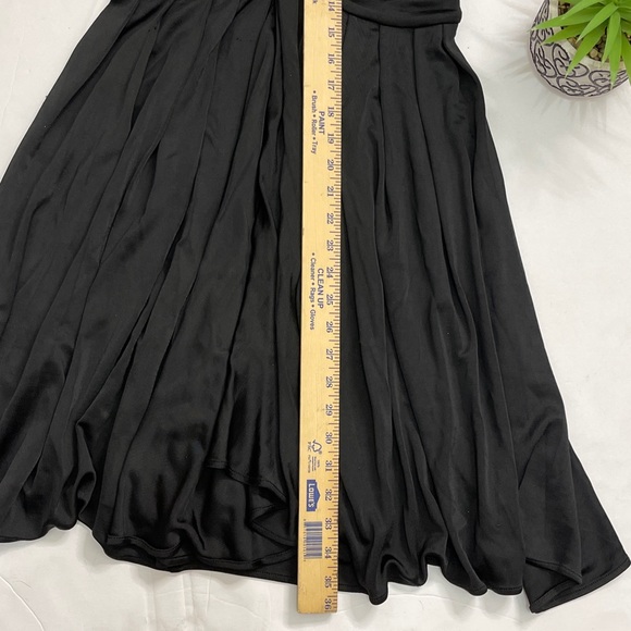 DIANE VON FURSTENBERG Women's Size 12 Little Black Party Sleeveless Azelia Dress - Picture 8 of 8